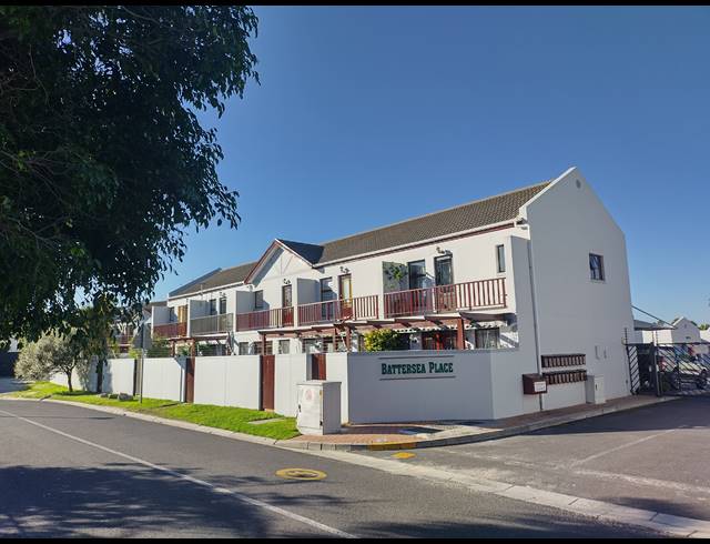 2 BEDROOM TOWNHOUSE FOR SALE IN PARKLANDS